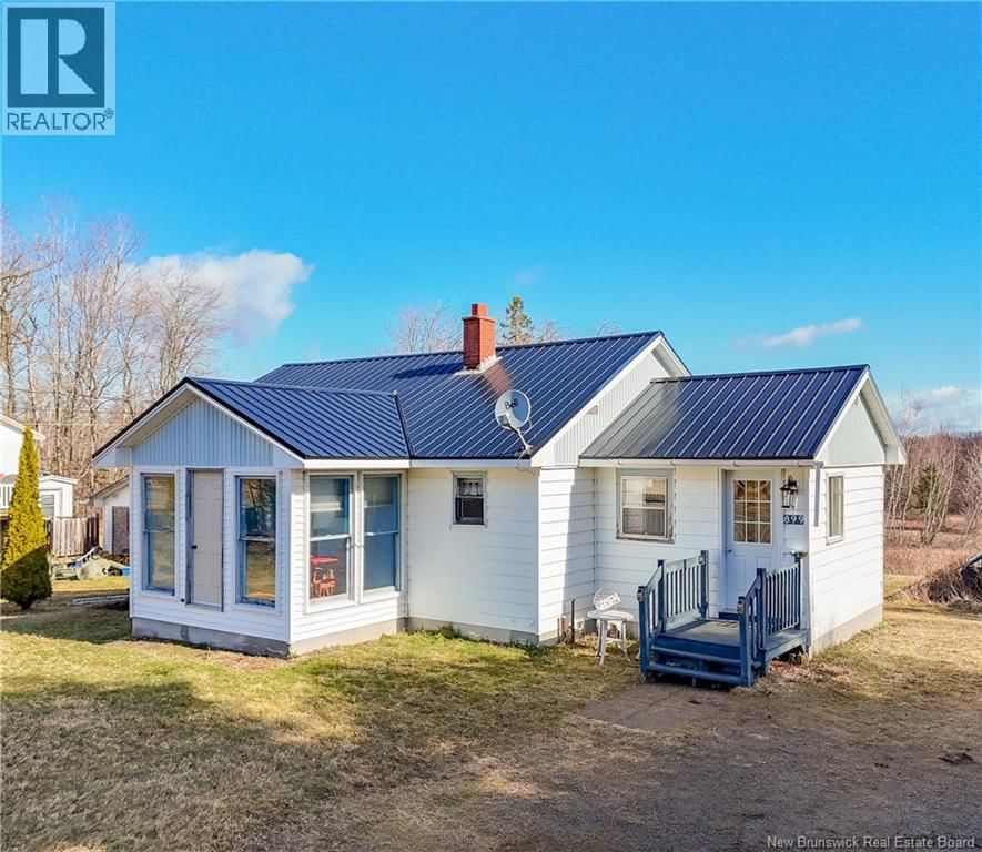 899 Route 102, Swan Creek, New Brunswick E2V 2Y3