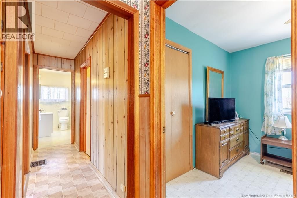 899 ROUTE 102 Image 10