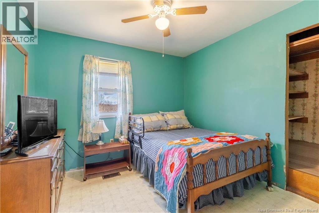 899 ROUTE 102 Image 11