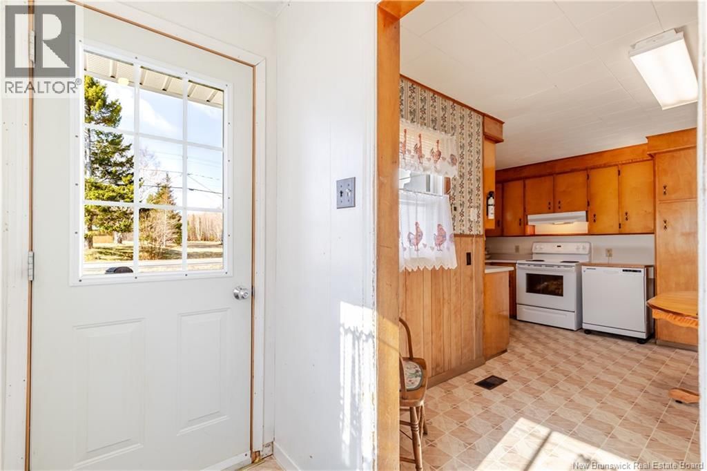 899 ROUTE 102 Image 4