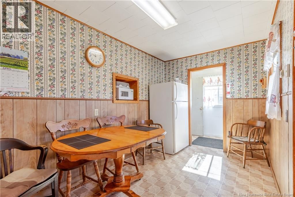 899 ROUTE 102 Image 5