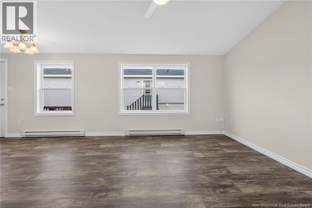 31 GERALD BOULEVARD Image 11