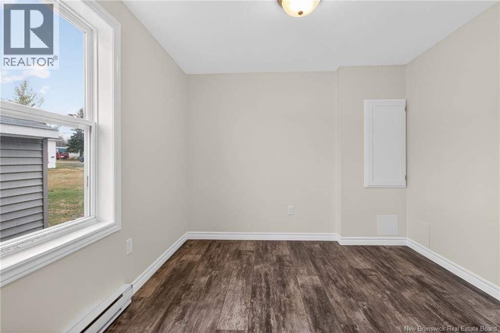 31 GERALD BOULEVARD Image 16