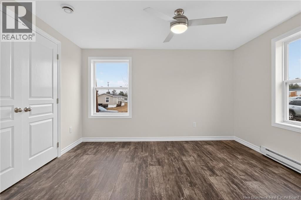 31 GERALD BOULEVARD Image 22