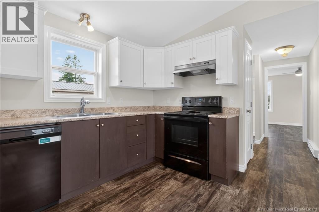 31 GERALD BOULEVARD Image 5