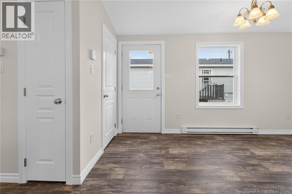 31 GERALD BOULEVARD Image 6