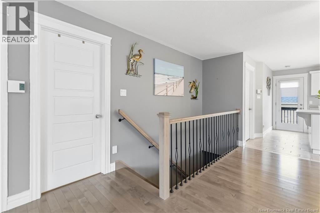 187 RUNNYMEADE ROAD Image 10