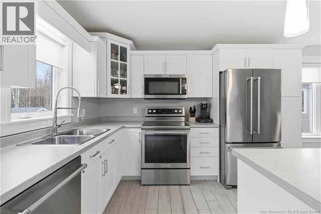 187 RUNNYMEADE ROAD Image 19