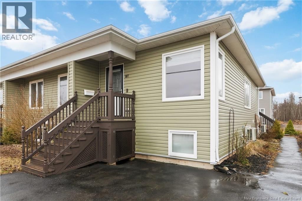 187 RUNNYMEADE ROAD Image 2