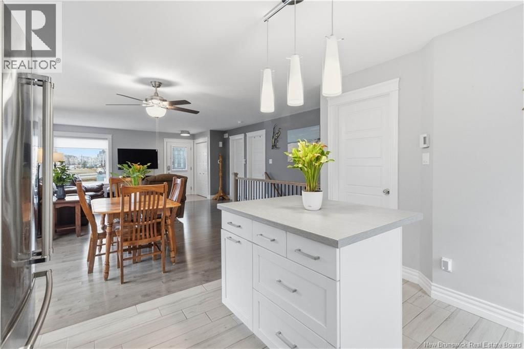 187 RUNNYMEADE ROAD Image 20