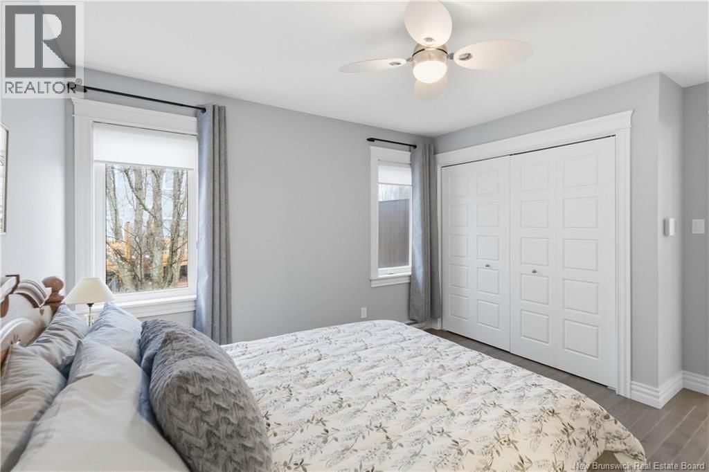 187 RUNNYMEADE ROAD Image 27