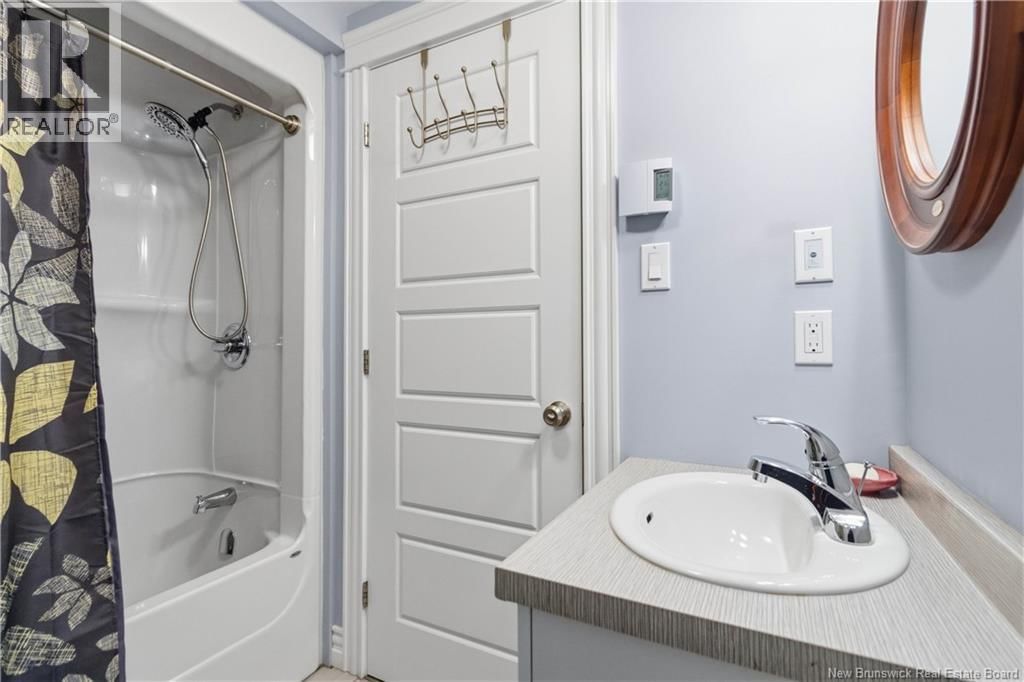 187 RUNNYMEADE ROAD Image 39