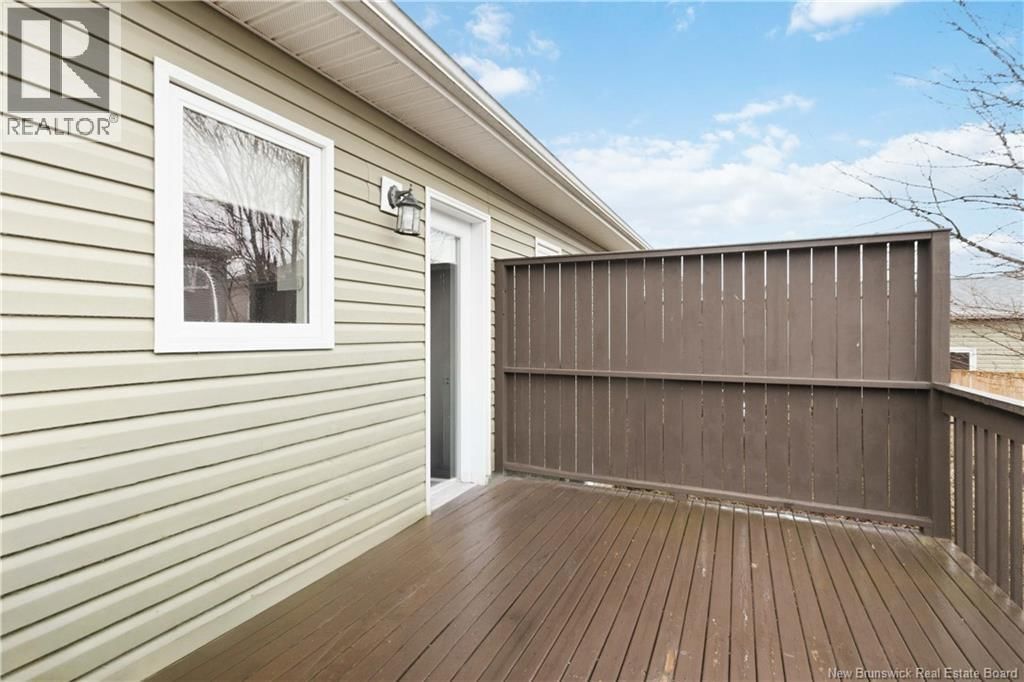 187 RUNNYMEADE ROAD Image 45