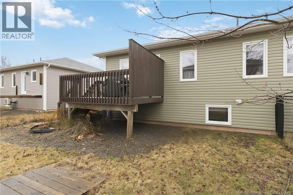 187 RUNNYMEADE ROAD Image 47