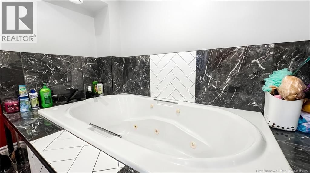 3439 RTE 490 Image 10