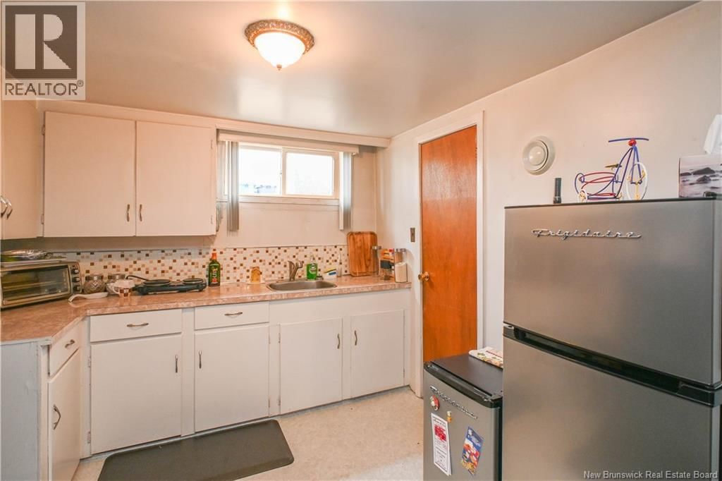 4279 BEAUREGARD STREET Image 16