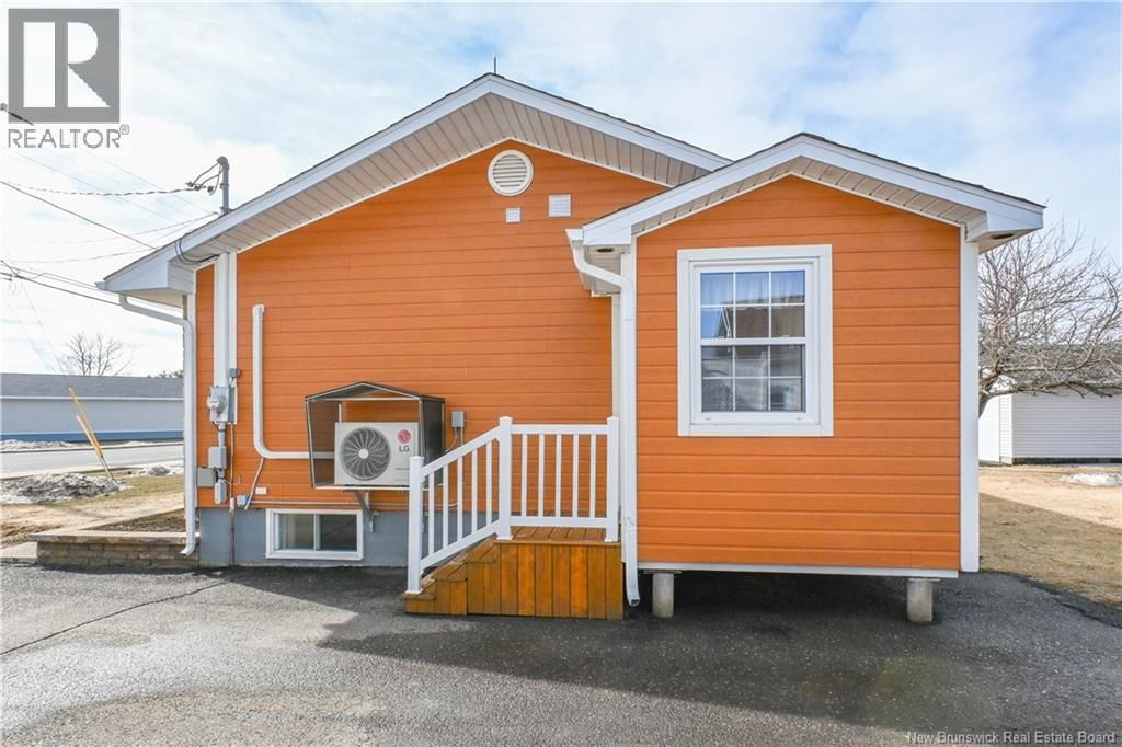 4279 BEAUREGARD STREET Image 32