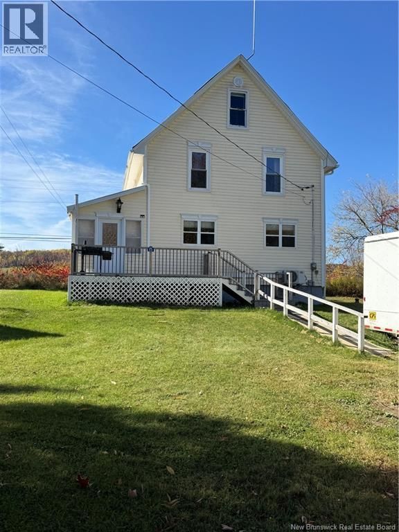 15 Underhill Street, Stickney, New Brunswick E7L 4E3