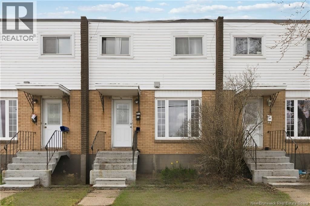 92 Regina Street, Moncton, New Brunswick E1C 7G2