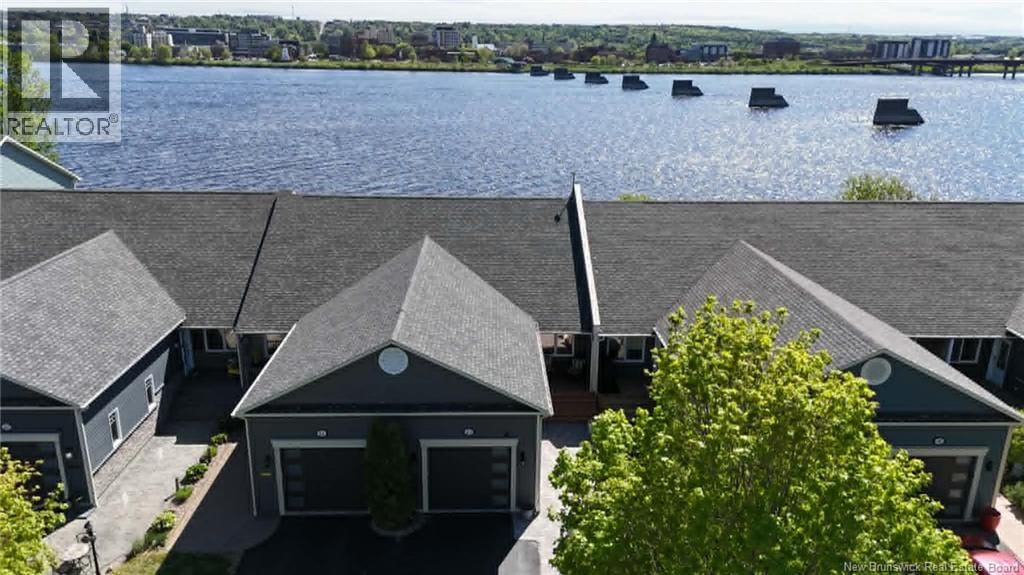 48 Waterford Lane, Fredericton, New Brunswick E3A 0E2