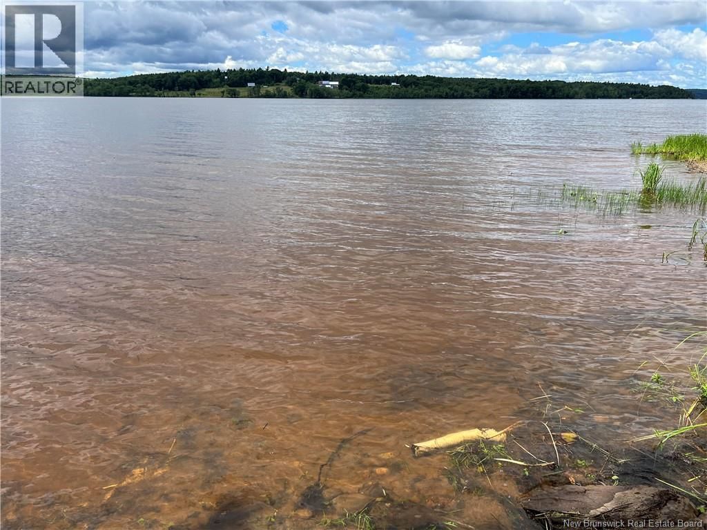  Lakeview Road, Washademoak, New Brunswick E4C 2L6