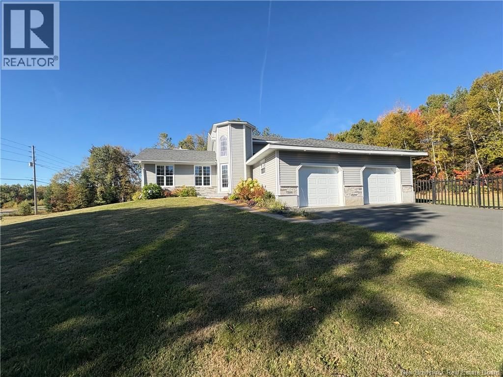 1 Silverwood Drive, Miramichi, New Brunswick E1V 5Z1