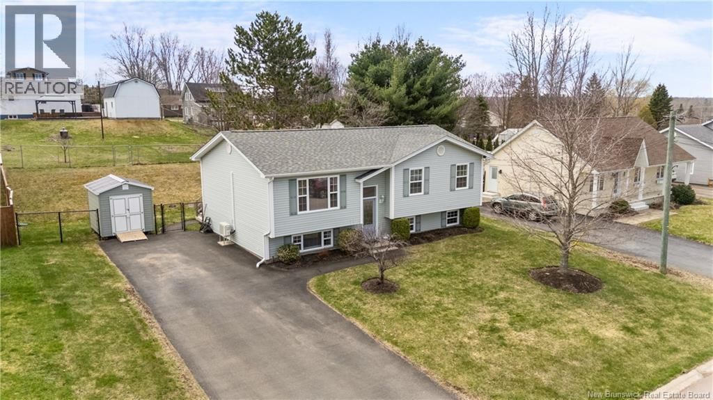 75 Anik, Dieppe, New Brunswick E1A 7S1