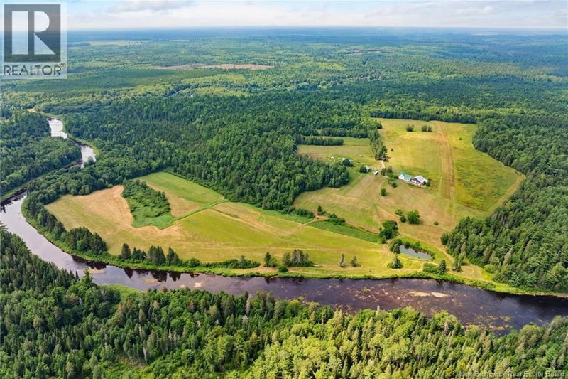3090 Route 116 Salmon River Rd New Brunswick, E4A 3M3 - 6 Bedrooms Waterfront Home For sale
