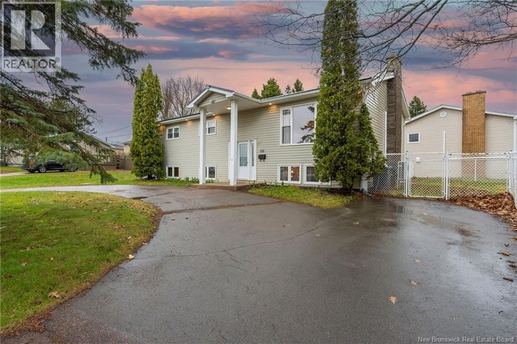 638 Guy Avenue, Dieppe, New Brunswick E1A 4V7