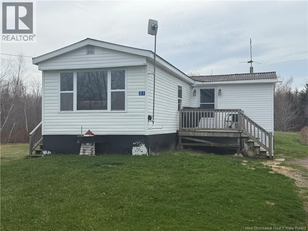 21 Trenholm Road, Murray Corner, New Brunswick E4M 3C9
