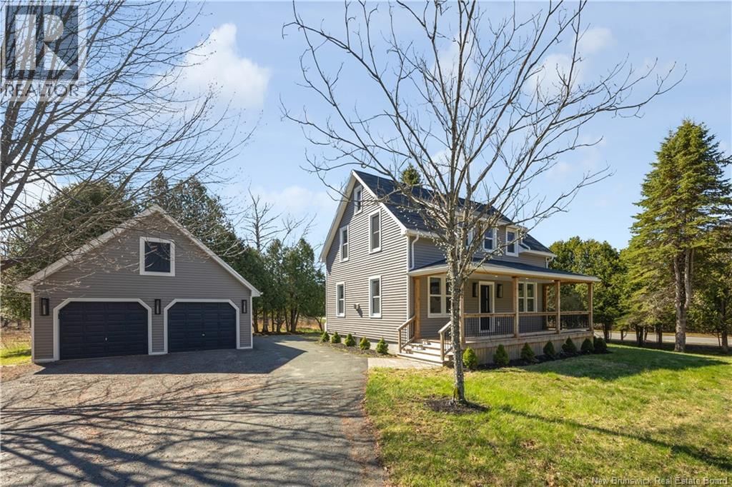 50 Hampton Road, Rothesay, New Brunswick E2E 5L2