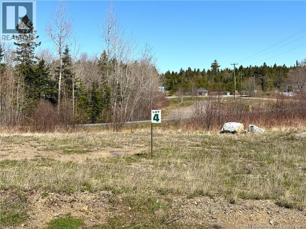 25-04 Hillside Estates, St George, New Brunswick E5C 3S4