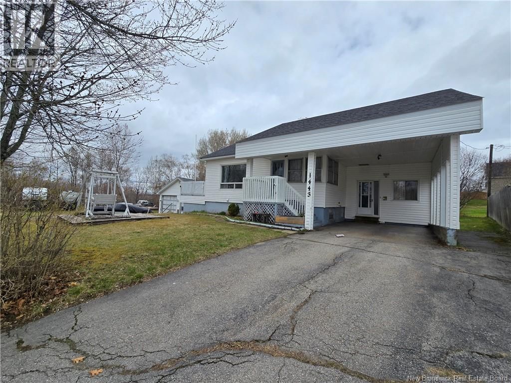 1443 Bridge, Bathurst, New Brunswick E2A 4A5