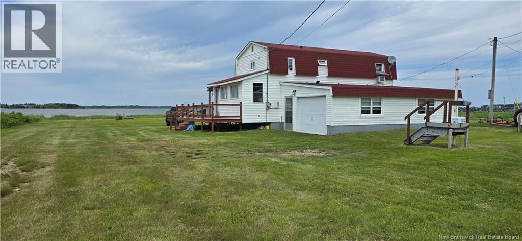 229 Du Parc, Val-Comeau, New Brunswick E1X 4B6