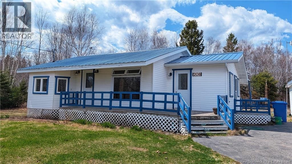 208 Bd des Acadiens, Bertrand, New Brunswick E1W 1C4