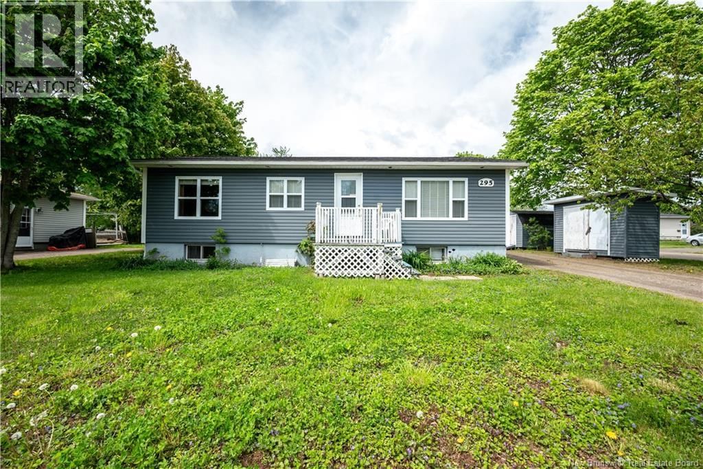 295 Buckingham Avenue, Riverview, New Brunswick E1B 2P4