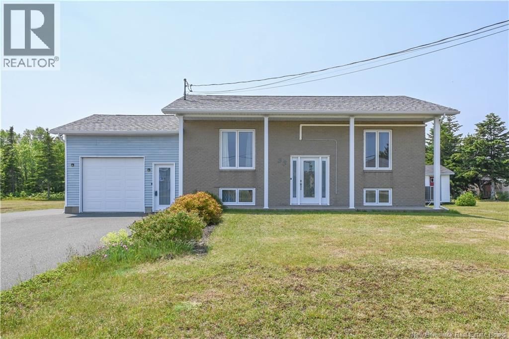 33 de la Baie Street, Maisonnette, New Brunswick E8N 2A9