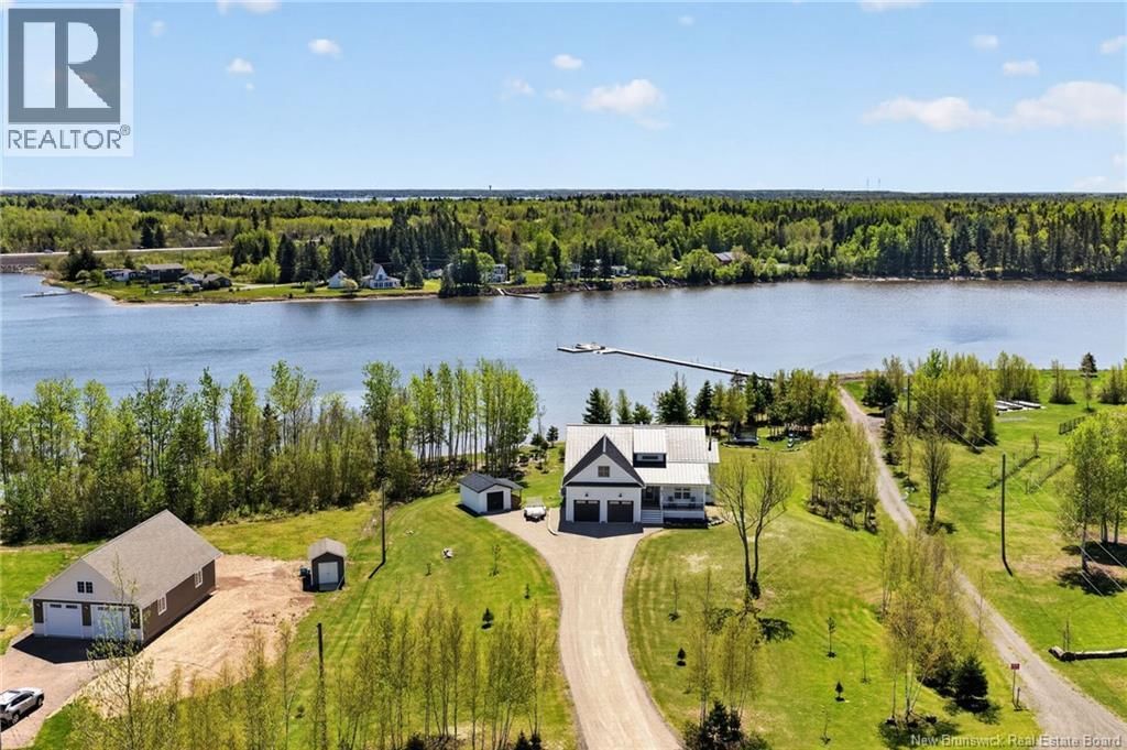 92 Waterfront, Shediac River, New Brunswick E4R 0G1