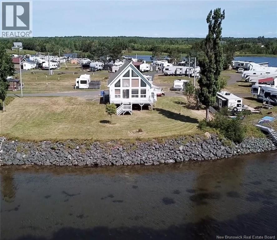 82 De la pointe Road, Haut-Sheila, New Brunswick E1X 3T8