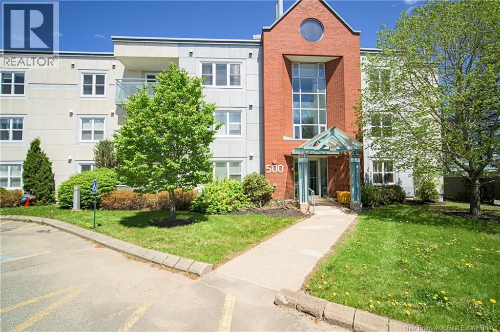 500 Venus Court, Fredericton, New Brunswick E3B 3A9