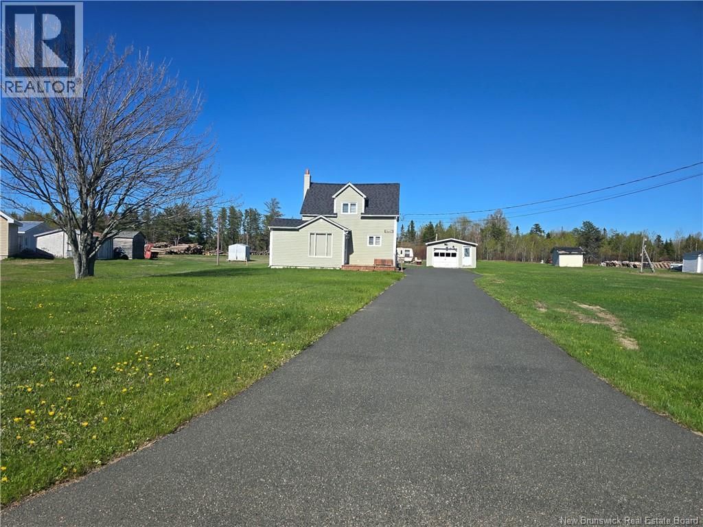 3647 Morais, Bas-Caraquet, New Brunswick E1W 5Y1