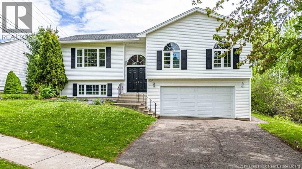 205 Kimble Drive, Fredericton, New Brunswick E3B 6L3