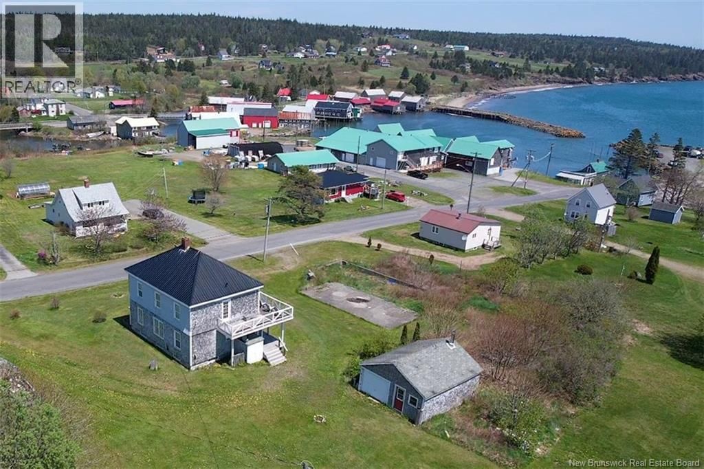 12 SC Breakwater, Grand Manan, New Brunswick E5G 2J2