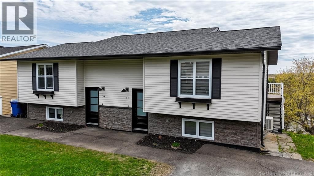 39-41 Belair Street, Grand-Sault/Grand Falls, New Brunswick E3Y 1A8