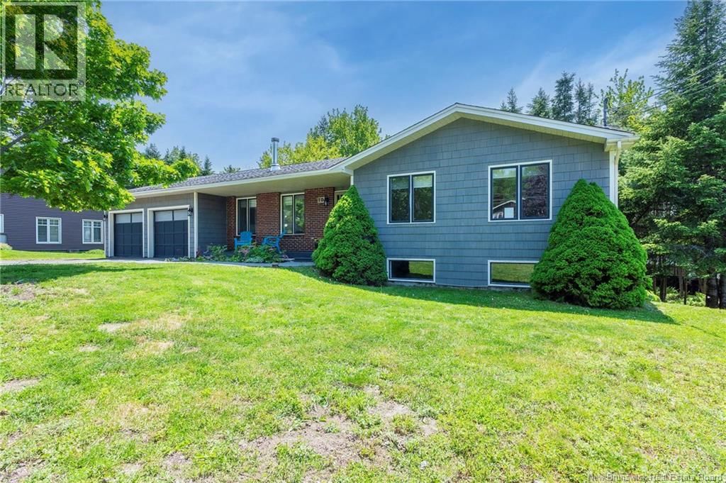10 Eydie Drive, Rothesay, New Brunswick E2E 4K2