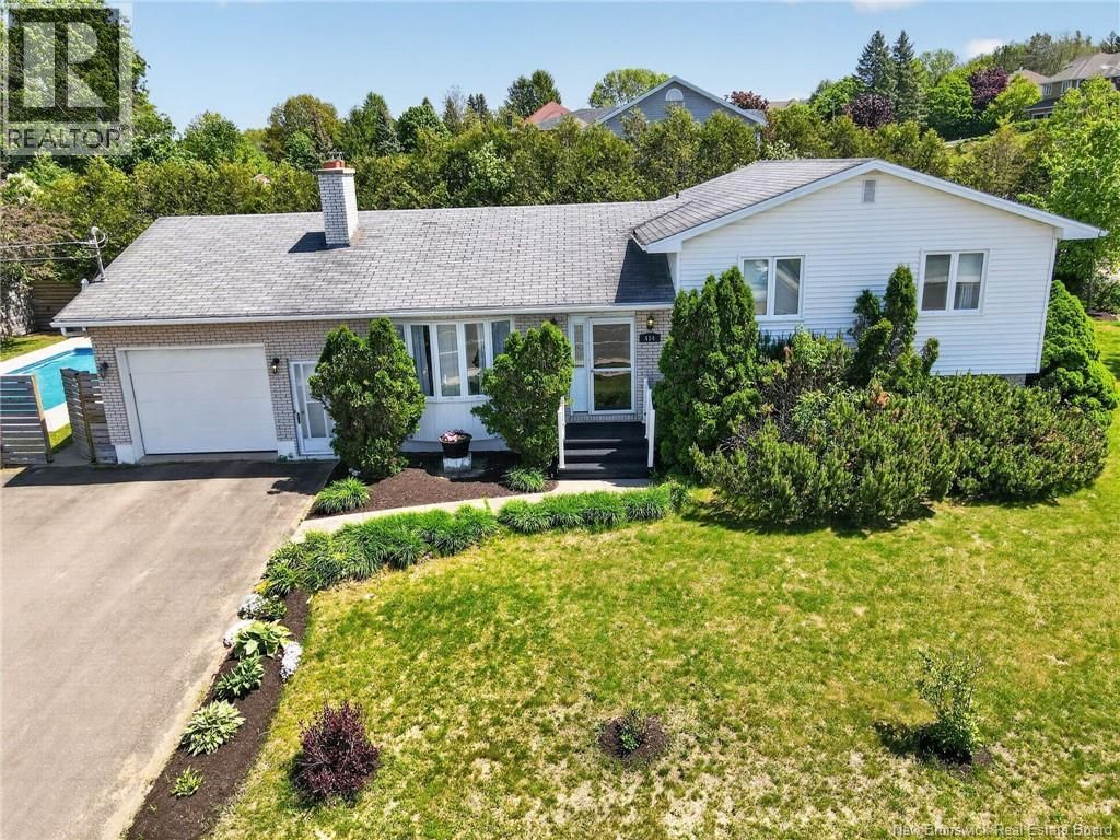 414 Amirault Street, Dieppe, New Brunswick E1A 1G3