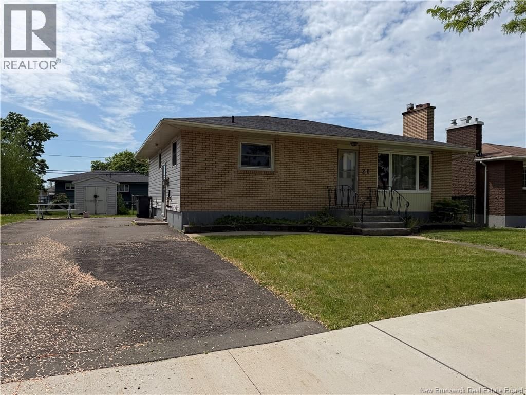 20 Danforth Street, Moncton, New Brunswick E1C 3X7