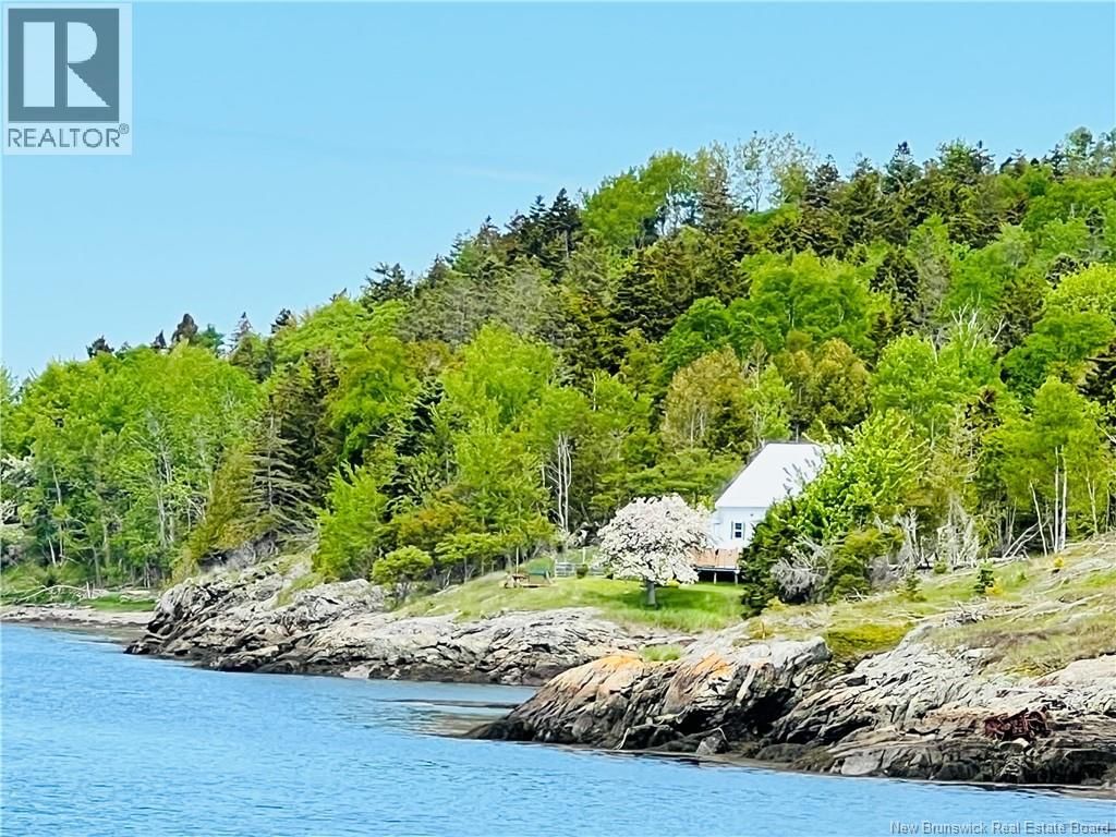 30 Stover Road, Fairhaven, New Brunswick E5V 1P8