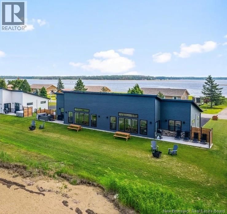 89-91 York, Richibucto, New Brunswick E4W 4K2