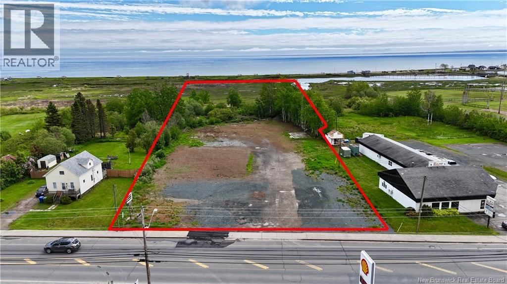 725 Principale, Beresford, New Brunswick E8K 1W6
